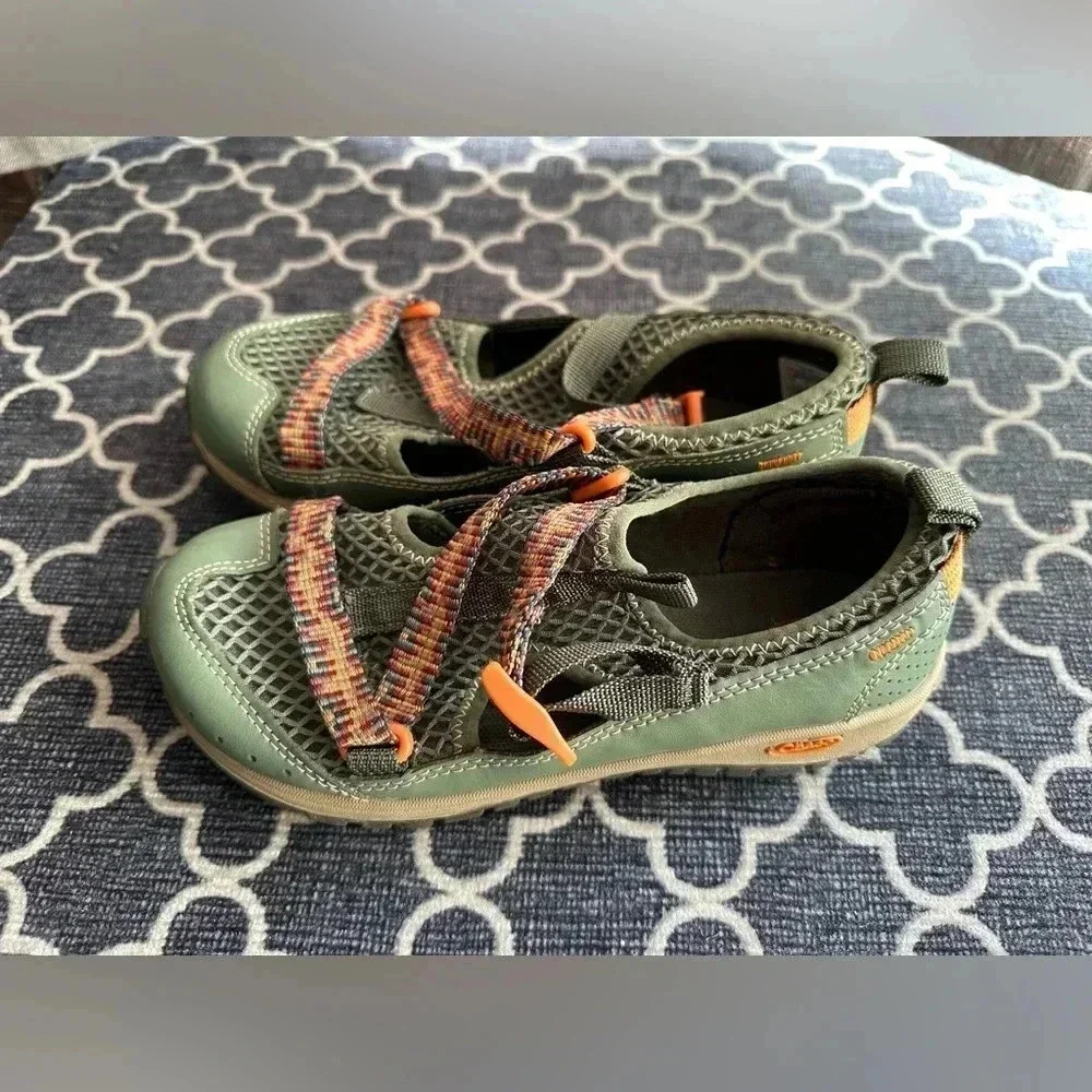 Chaco Kid Odyssey Sandals- size 2
